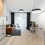 Superapart Domaniewska 2 - Near Westfield Mokotow Διαμέρισμα *