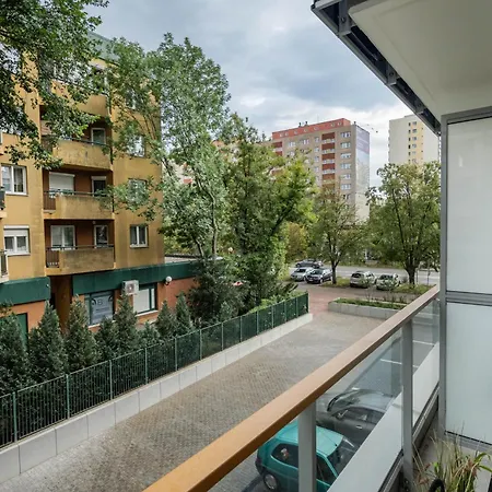 Superapart Domaniewska 2 - Near Westfield Mokotow Apartman *